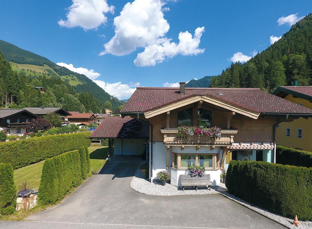 Landhaus Schattbergblick Hotel Viehhofen Exterior photo