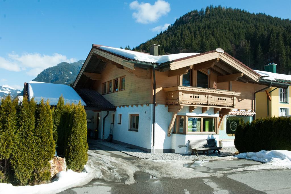 Landhaus Schattbergblick Hotel Viehhofen Exterior photo